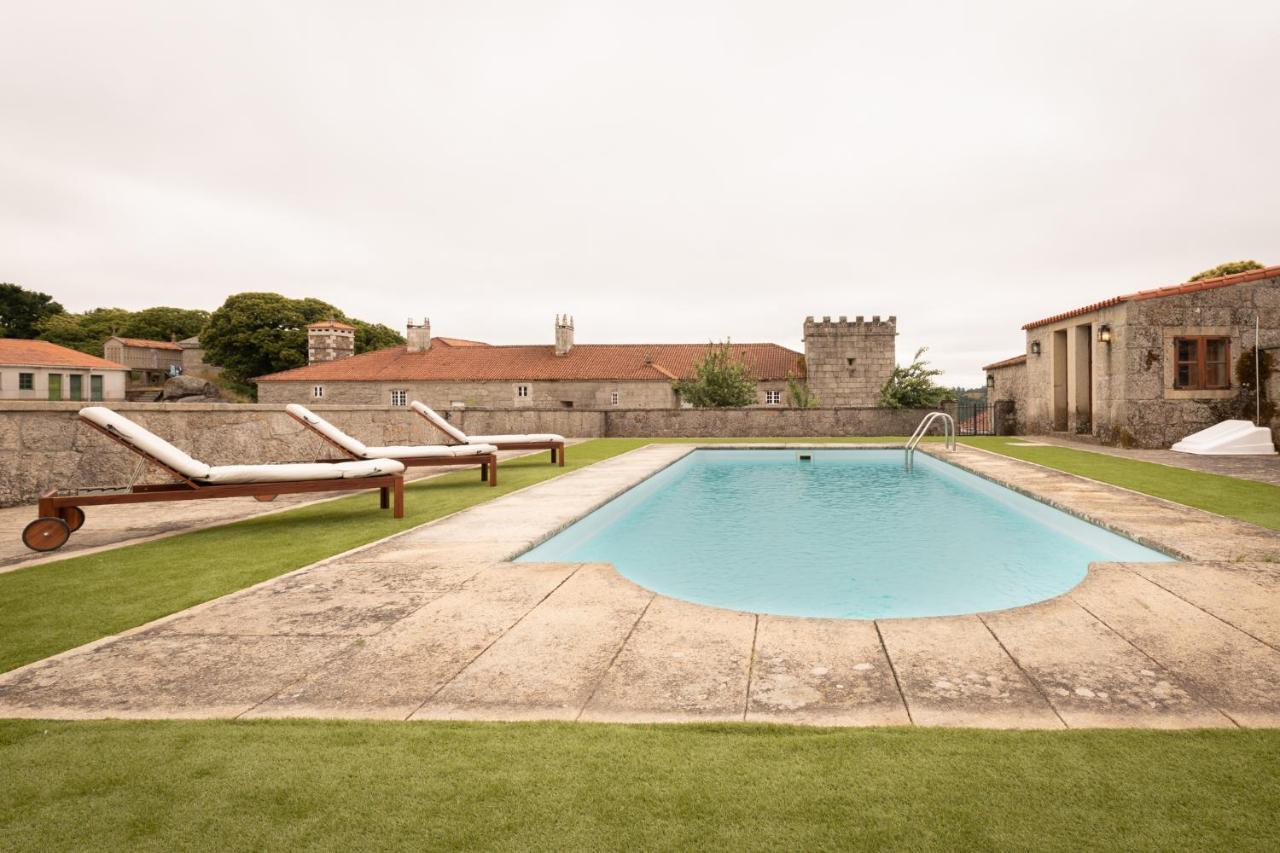 Villa Pazo de San Pedro de Bembibre Taboada Exterior foto